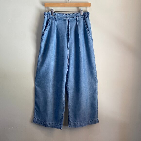 American Eagle | Elastic Waist High Rise Wide Leg Cropped Pants | Size 4 Women's - Picture 2 of 10